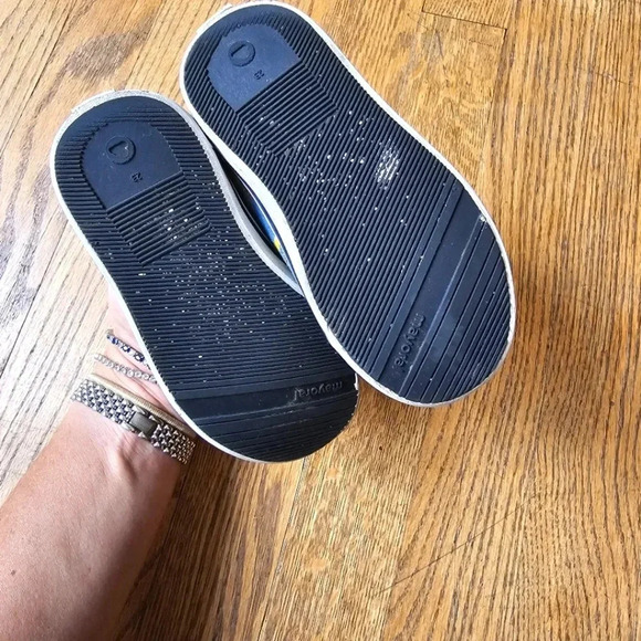 Mayoral jean sneakers boys size 23/ US 6.5T - Picture 4 of 6